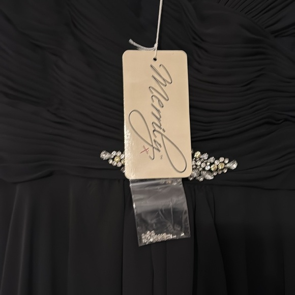 Merrily Chiffon Bridesmaid Dresses Long Pleated Empire V Back Evening Gowns - Picture 5 of 6